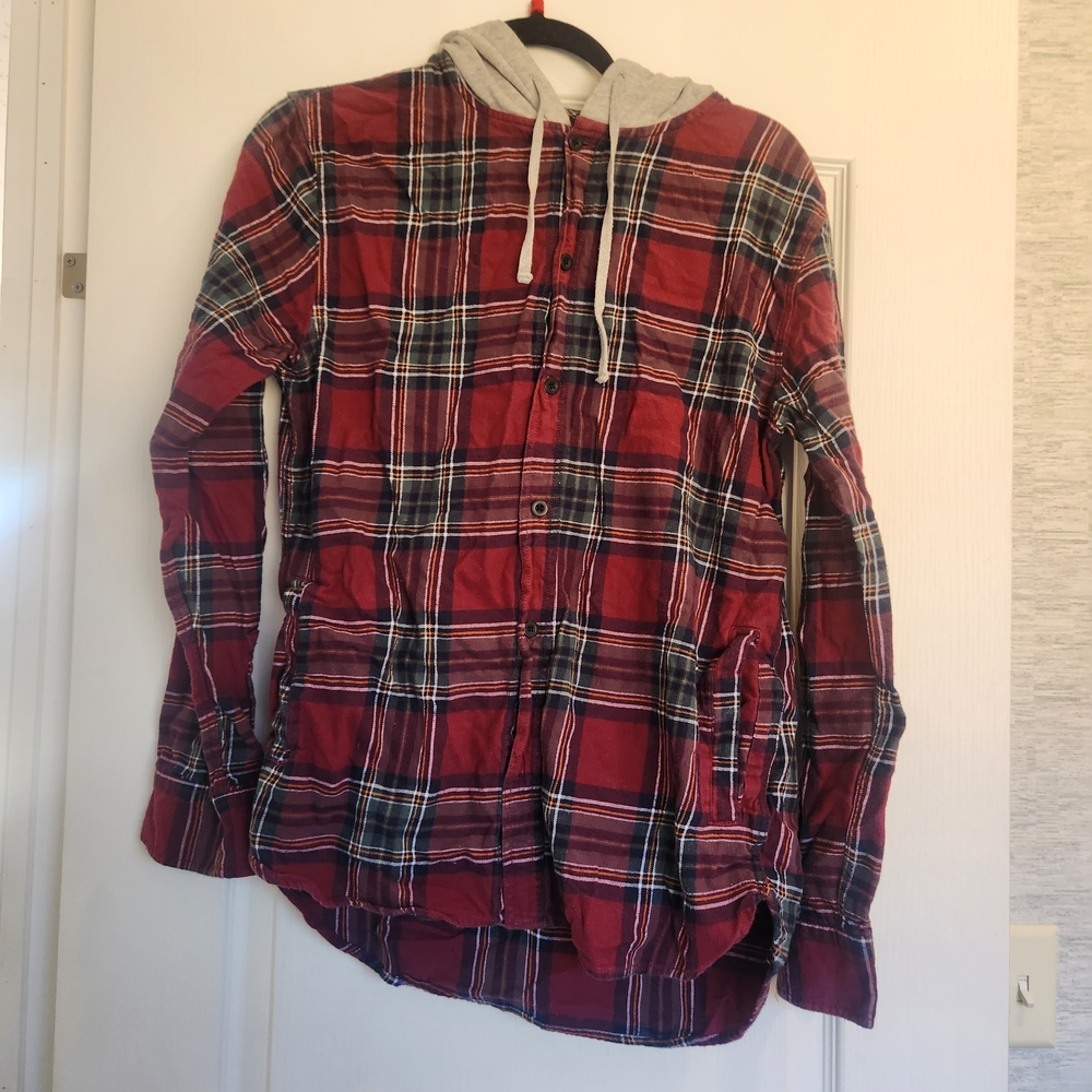 PacSun Red Plaid Hooded Button-Up Shirt S Euc